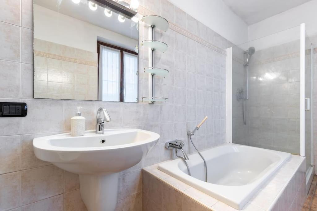 Cascina Abbona - Cascina Storica A 15 Min. Da Alba Villa Canove Ngoại thất bức ảnh